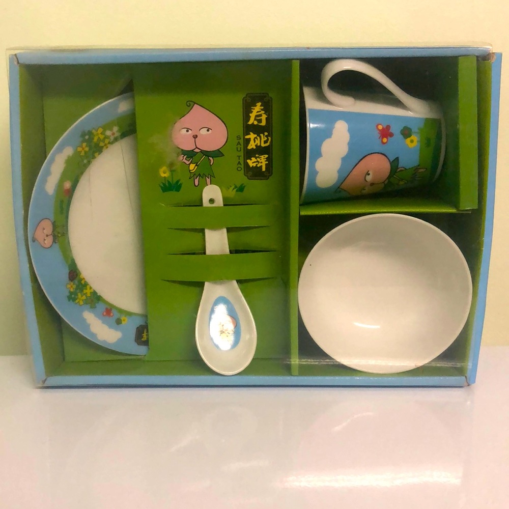 KIDS PLATE SET IN GIFT BOX